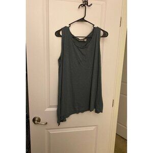 LOGO by Lori Goldstein Grey Green Asymmetrical Hem Tank 1X Casual Plus Size Top